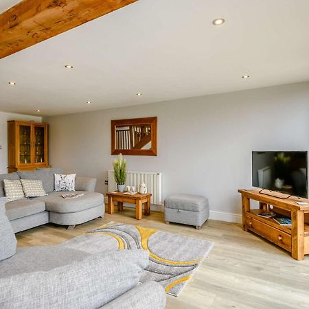 Villa 2 Bed In Woodbridge 81441 Burgh  Esterno foto