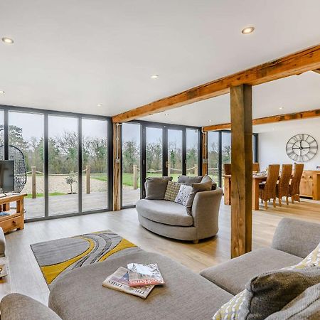 Villa 2 Bed In Woodbridge 81441 Burgh  Esterno foto