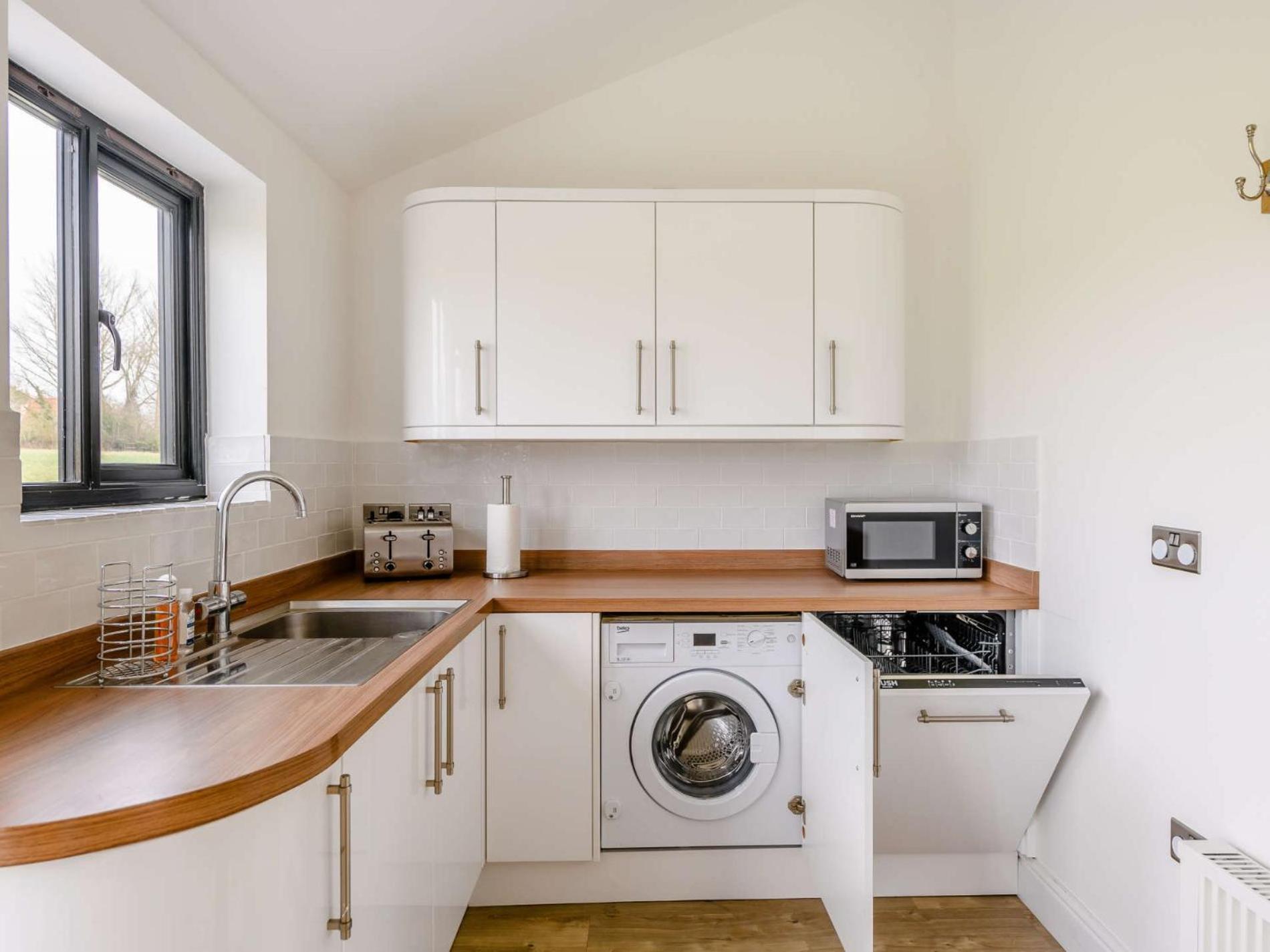 Villa 2 Bed In Woodbridge 81441 Burgh  Esterno foto